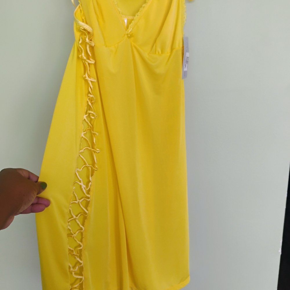 Yellow Sleeveless Dress with Lace Detail